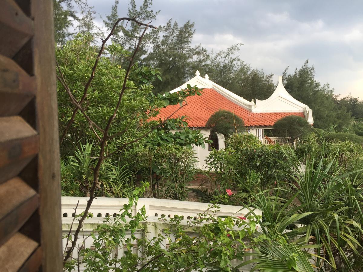 Villa Louise Hue Beach Boutique Hotel Dış mekan fotoğraf
